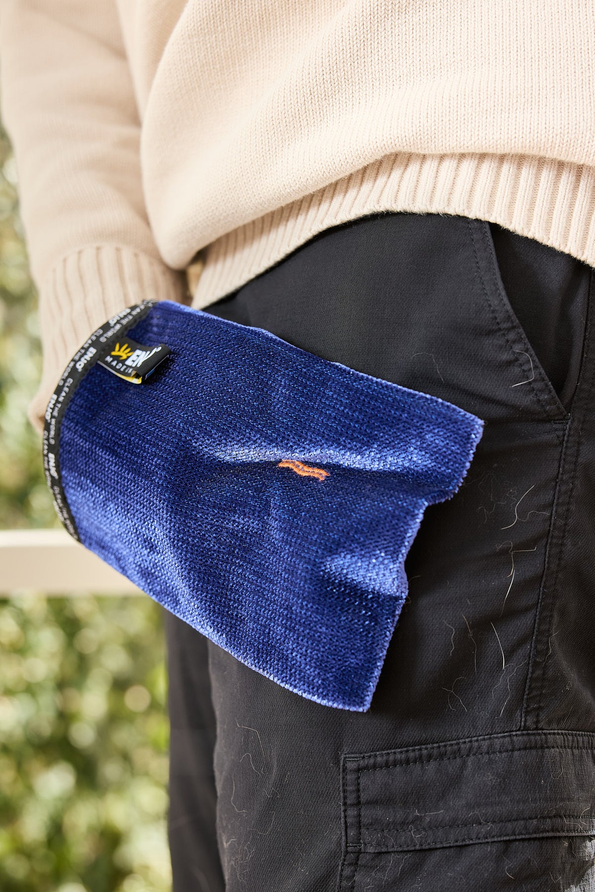 Lint Glove
