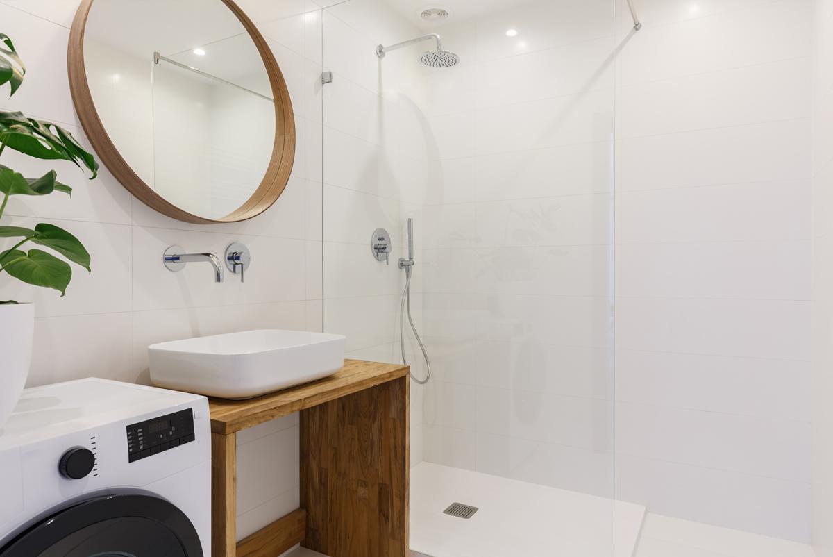 The powerful shower screen cleaner you didn't know you needed